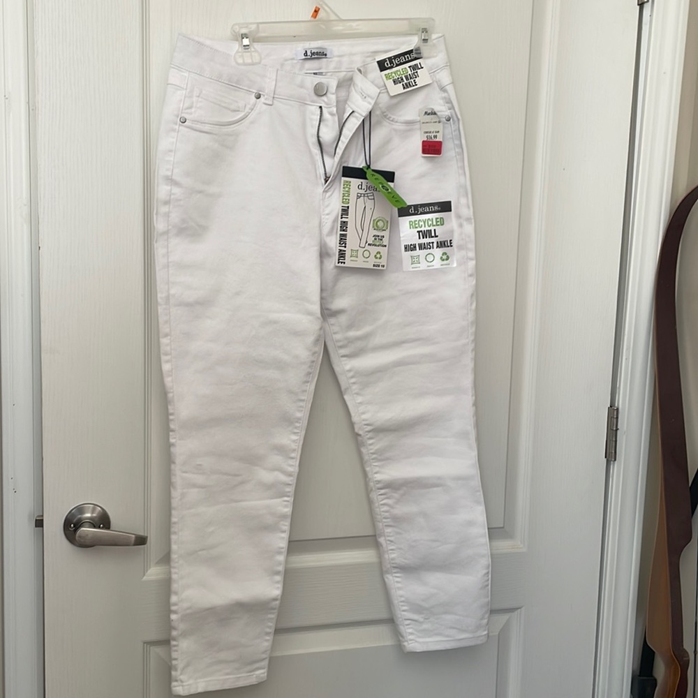 New With tags d.jeans size 10